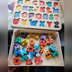 FAO Schwarz Multicolor Animal Alphabet Puzzle